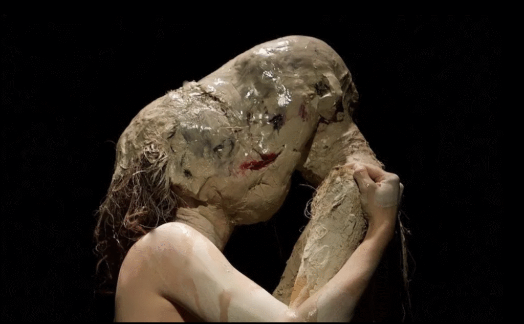 27.04.2021 | Olivier de Sagazan presents his project “La Messe de l’Âne / Ainsi sois moi” at the Venice Dance Biennale